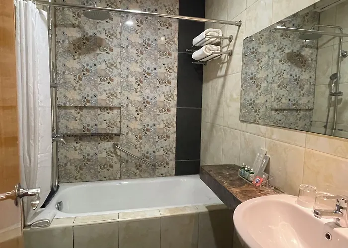 호텔 Homes At Bay Area By Sms Hospitality 3*